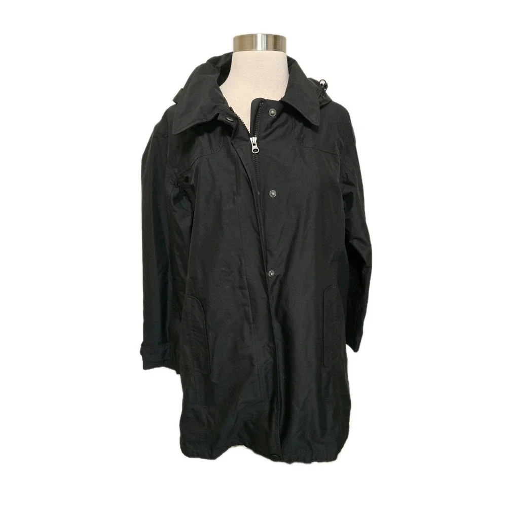 L.L.Bean Women's Black Hooded Rain Coat Jacket Size Medium Waterproof Jacket